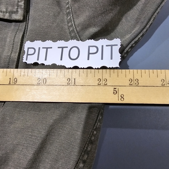 Aritzia TNA cargo utility jacket with hood Size 2 OVERSIZEDED - Picture 2 of 12